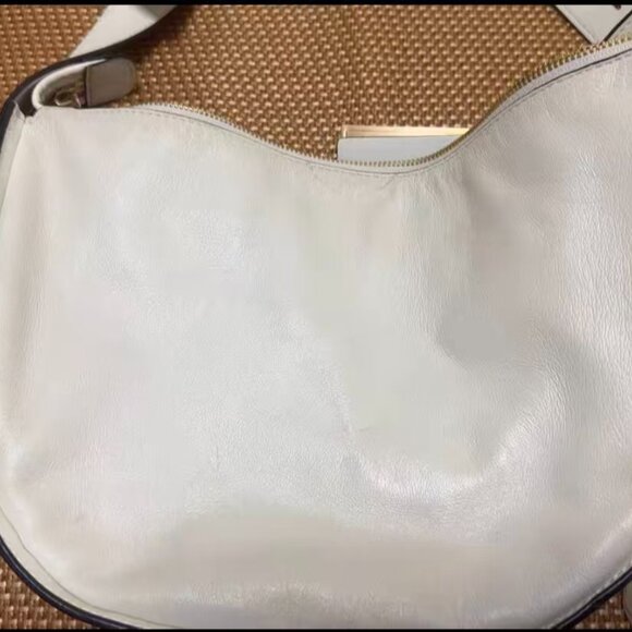 Joygryson White women's shoulder bag - Picture 2 of 3
